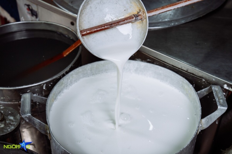 Quán bánh cuốn 4 thế hệ được Michelin khen 'ăn ngon, giá phải chăng' - 4