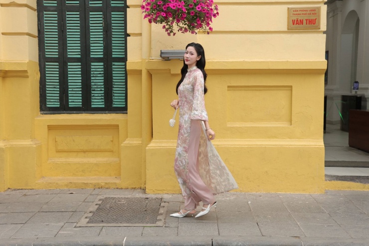 Hoa khôi bóng chuyền Kiều Trinh hạnh phúc bên bạn trai cao 1m92 - 8