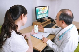 Đi khám sức khỏe không cần mang túi giấy tờ: Bước chuyển mình “số hóa” với ứng dụng VIC CARE