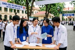 Tham khảo điểm chuẩn các trường thuộc ĐH Quốc gia Hà Nội 3 năm gần đây
