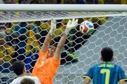 Trực tiếp bóng đá Uzbekistan - Colombia: Nhập cuộc sôi nổi (World Cup)