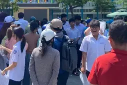 Vụ giám thị ‘ưu ái’ thí sinh mang điện thoại vào phòng thi: Hủy kết quả tốt nghiệp
