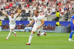 Kane ghi cú đúp đỉnh cao lập kỷ lục khủng, ĐT Anh và Croatia rượt đuổi hiệp 1 mãn nhãn