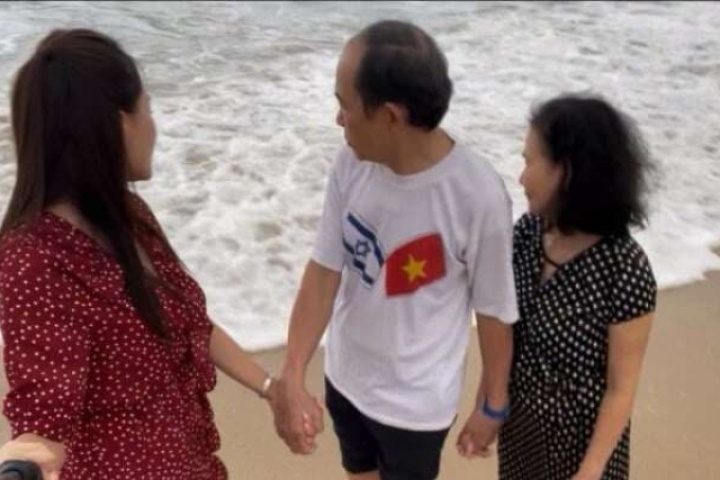 MC hot nhất Bản tin Thời tiết của VTV bức xúc chuyện bố ruột bị lừa mất 800 triệu mua “hợp đồng kỳ nghỉ”