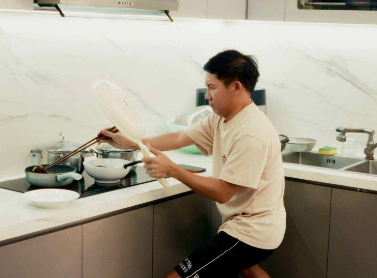 Ảnh sao 19/6: Ý Nhi đón sinh nhật bên bạn trai - 9