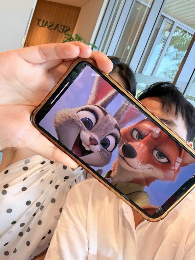 Ý Nhi chia sẻ khoảnh khắc bên cạnh Anh Kiệt nhân dịp sinh nhật 24 tuổi.