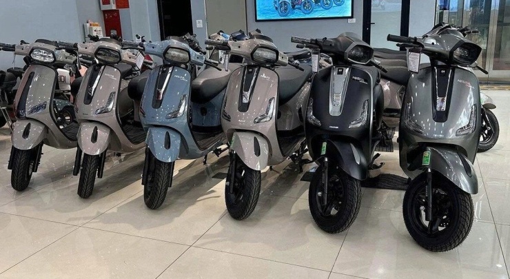 Xe máy điện Osakar Nispa Lumia. Ảnh: Showroom Osakar. 