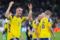 Độc lạ World Cup 2026: Tuyển thủ Thụy Điển nằm trong danh sách... kế vị ngai vàng hoàng gia