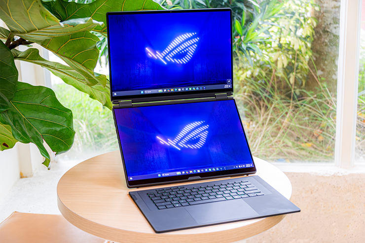 Mẫu Rog Zephyrus Duo.