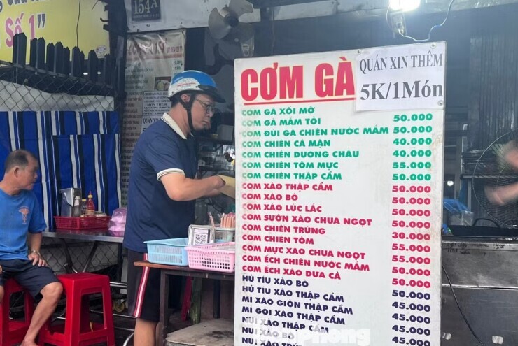 Chật vật trước ‘bão’ giá, phí