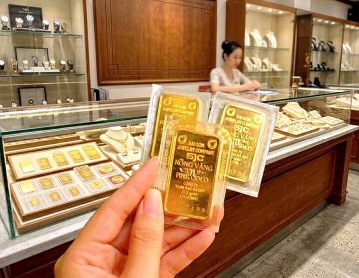 Chuyên gia khuyến cáo nên ưu tiên đầu tư vàng dài hạn thời điểm này. (Ảnh minh họa).