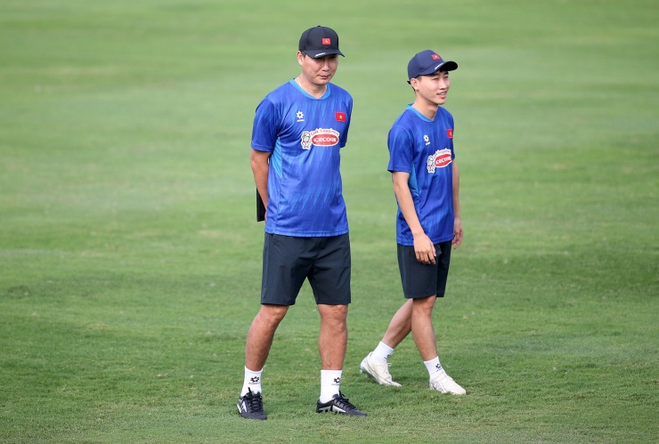 Tuyển Việt Nam: Chỉ tiêu ASEAN Cup không khó, nhưng cần... cẩn trọng - 2