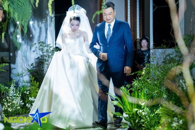 Văn Thanh nghẹn ngào nhớ cha trong ngày cưới - 7