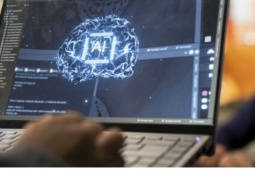 Microsoft tính chuyển sang sử dụng mô hình AI có nguồn gốc Trung Quốc