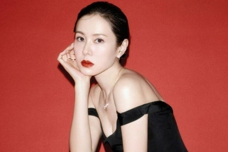 'Vẻ đẹp vượt thời gian' của Son Ye Jin