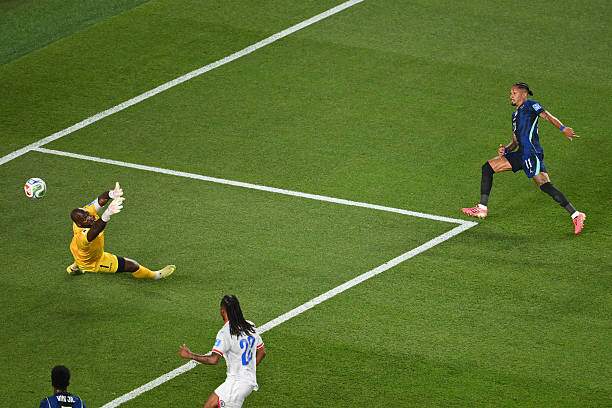 Trực tiếp bóng đá Brazil - Haiti: Alisson lại ngăn cản Haiti ghi bàn (World Cup) (Hết giờ) - 1