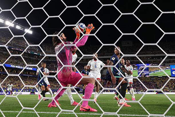 Trực tiếp bóng đá Brazil - Haiti: Alisson lại ngăn cản Haiti ghi bàn (World Cup) (Hết giờ) - 8