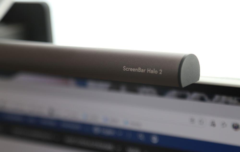 Hệ thống đèn kép trên&nbsp;ScreenBar Halo 2.