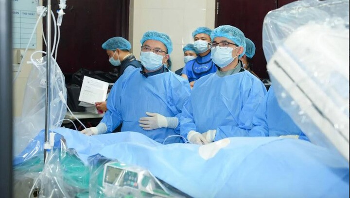 Viện Tim mạch Bệnh viện Bạch Mai làm chủ các kỹ thuật cao điều trị bệnh lý tim mạch phức tạp.