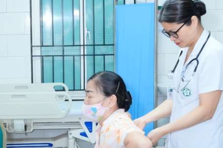 Không hút thuốc lá cũng ung thư phổi, bác sĩ cảnh báo nguy cơ cao mắc bệnh