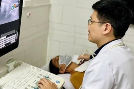 5 dấu hiệu cảnh báo ung thư tuyến giáp