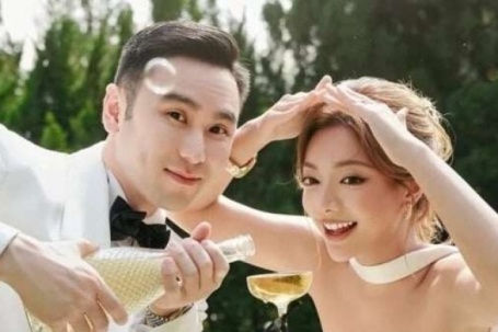 Con gái của Hoa hậu Điện ảnh, “nữ hoàng ảnh lịch" và chưởng môn phái Vịnh Xuân lấy chồng Malaysia