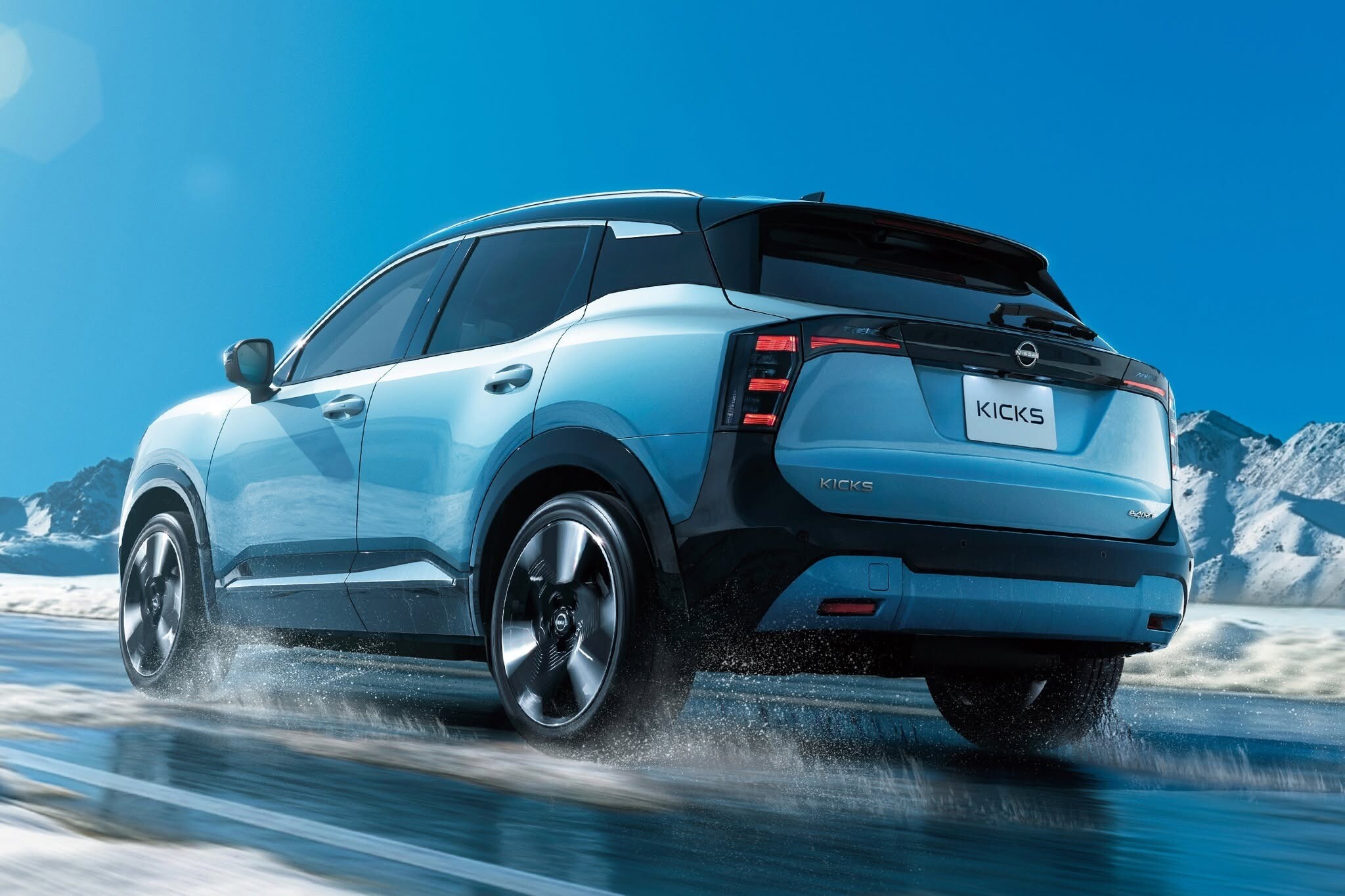 Nissan Kicks e-power mới ra mắt, giá 490 triệu đồng - 2
