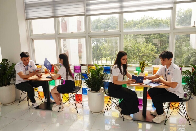 Tham khảo điểm chuẩn các trường thuộc ĐH Quốc gia TPHCM 3 năm gần nhất