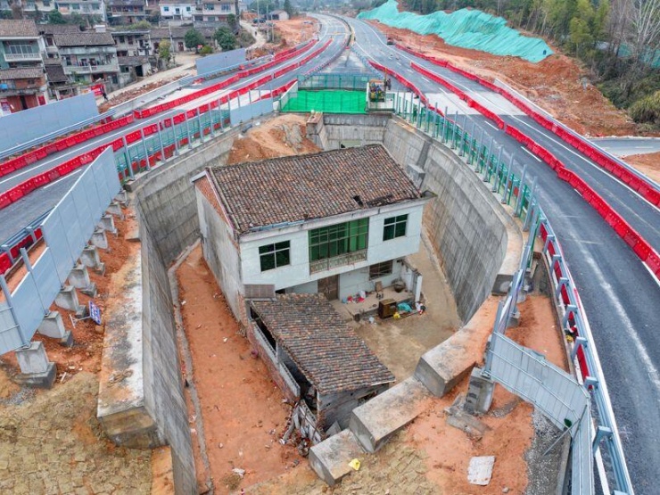 Ngôi nhà được mệnh danh là "con mắt Kim Khê"