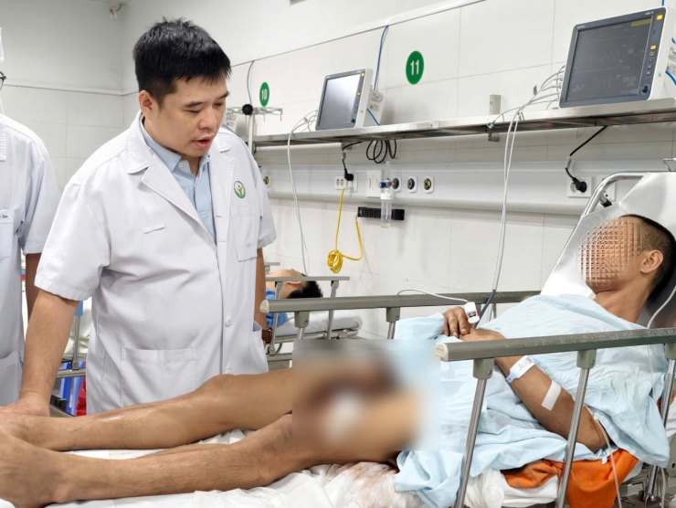 Bệnh nhân sốc mất máu nghiêm trọng. Ảnh BVCC