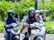 Miền Bắc, miền Trung nắng nóng đỉnh điểm