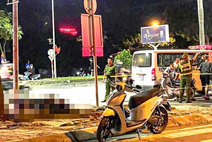 Hai vụ tai nạn liên tiếp xảy ra trong đêm ở Hà Nội, 5 người thương vong