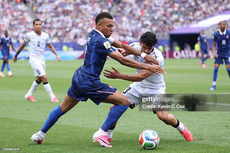 Video bóng đá Pháp - Iraq: Mbappe chói sáng, đẳng cấp ông lớn (World Cup)