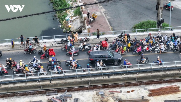 Vụ tai nạn gây ùn tắc giao thông nghiêm trọng.
