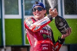 Đua xe MotoGP, Czechia GP: Tay lái Aprilia tạo hình ảnh "xấu chơi", đua vô địch mở toang với Ducati