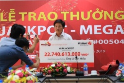 Những tỉ phú Vietlott chọn lộ mặt