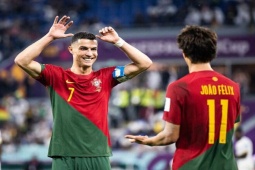 Joao Felix sẽ  " cứu "  đàn anh Ronaldo ở ĐT Bồ Đào Nha?