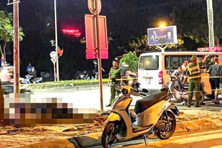 Hai vụ tai nạn liên tiếp xảy ra trong đêm ở Hà Nội, 5 người thương vong