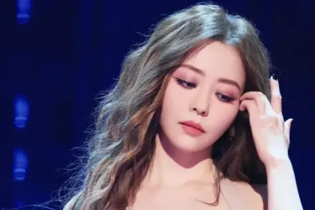 Án phạt dành cho một nữ ca sĩ