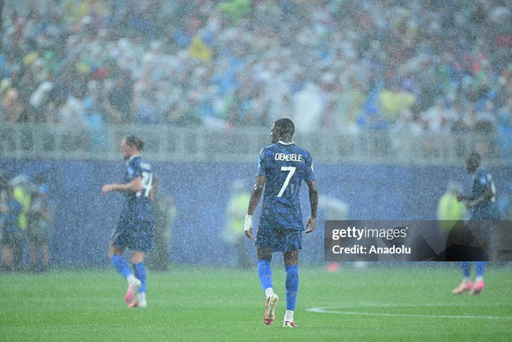Pháp đấu Iraq trở thành trận đầu tiên ở World Cup 2026 phải tạm hoãn do thời tiết xấu - 6