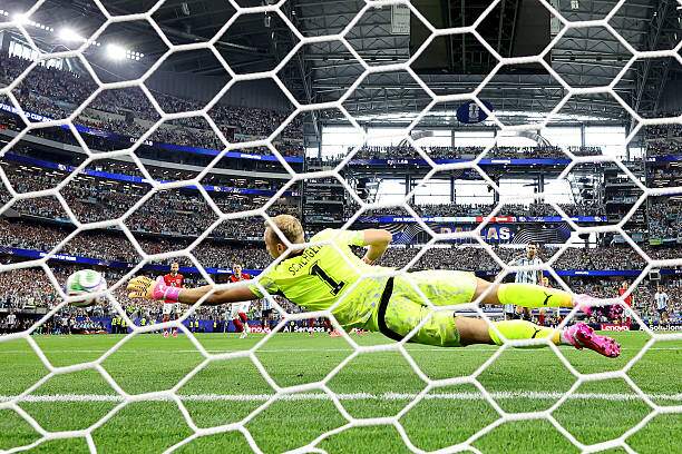 Trực tiếp bóng đá Argentina - Áo: Messi suýt có hat-trick (World Cup) (Hết giờ) - 2