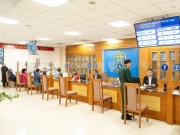 Hà Nội: Cụ bà gần 100 tuổi, sức khỏe yếu bị bắt buộc đến phường làm thủ tục hành chính