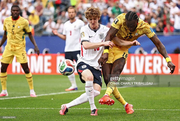 Trực tiếp bóng đá Anh - Ghana: Dốc sức tấn công, khu trung tuyến căng thẳng (World Cup)