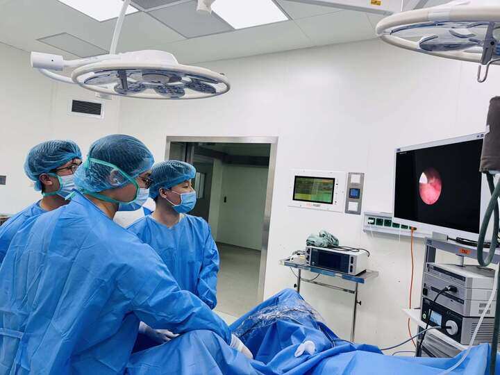 Ăn một chút cho có sức rồi đi mổ là suy nghĩ sai lầm có thể gây hậu quả nghiêm trọng, theo cảnh báo của bác sĩ