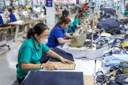 Đề xuất tăng lương tối thiểu vùng mức 9,8% hoặc 8,5%