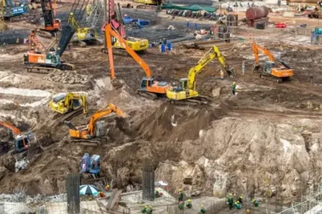 Giá xăng dầu giảm mạnh, sao vật liệu xây dựng không hạ nhiệt mà còn tăng?