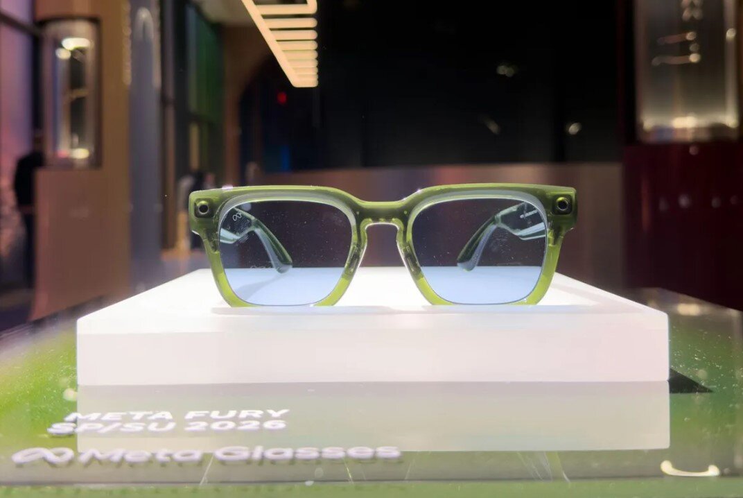 Kính thông minh&nbsp;Meta Glasses 2026 mới.