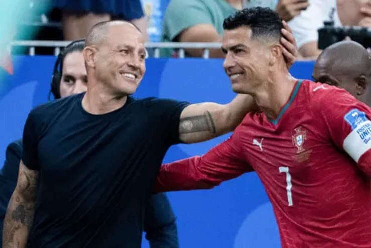 Ronaldo gặp Cannavaro trong trận