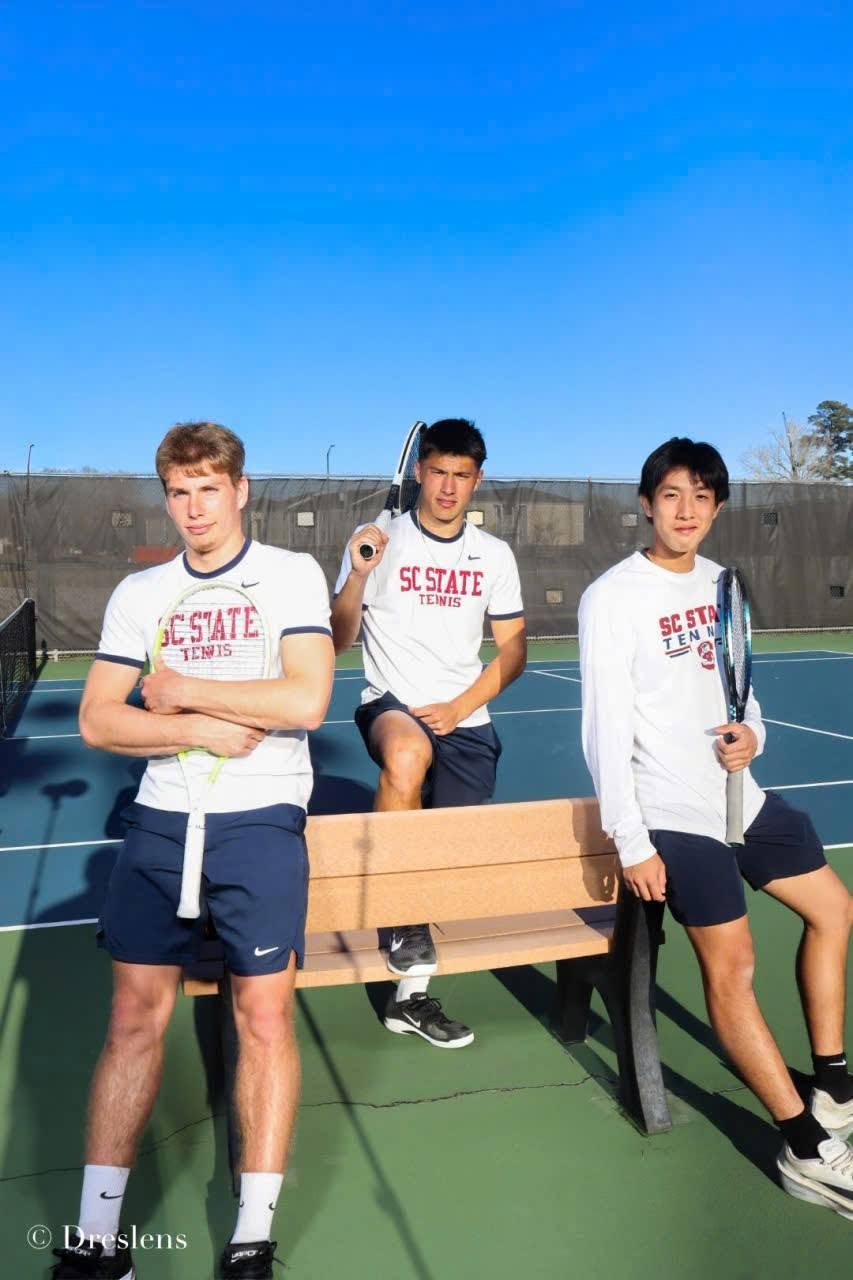 Hoàng Anh đang thi đấu cho đội tuyển South Carolina State University.