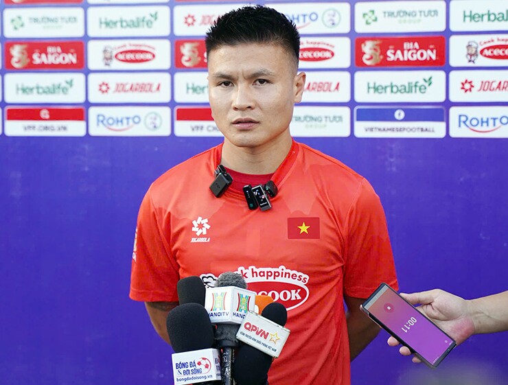 Quang Hải trả lời phỏng vấn chiều ngày 24/6.